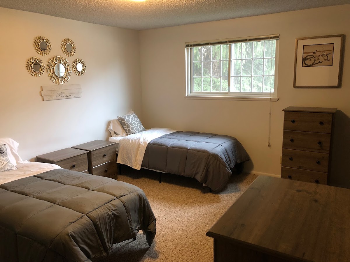 Phoenix House - Photo 5