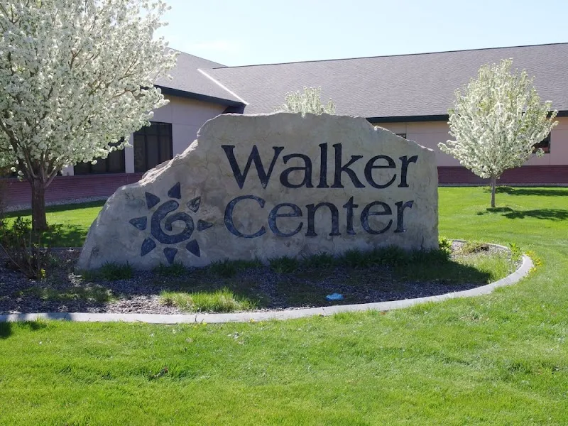 The Walker Center - Residential Tre - Photo 2