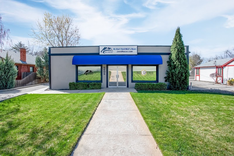 Joes House - Photo 6