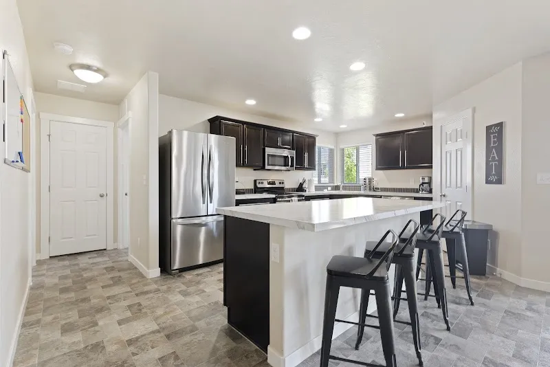 Legacy Sober Living - Photo 4