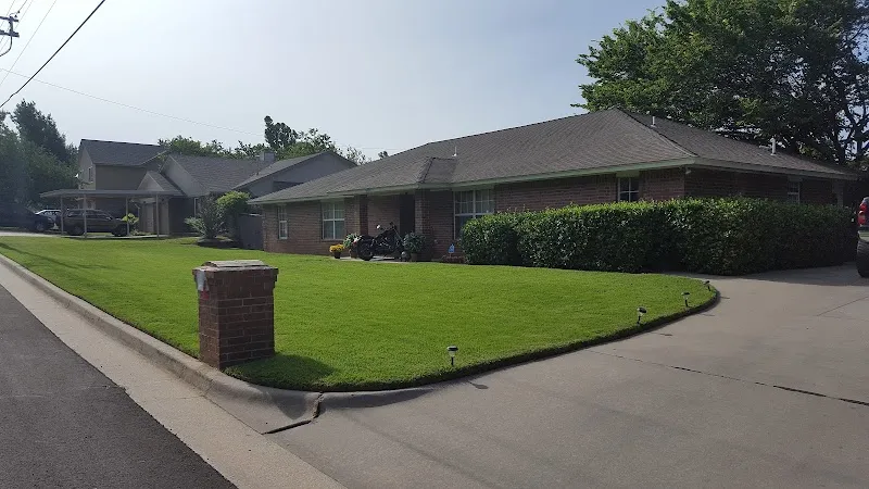 Oxford House Munding - Photo 1