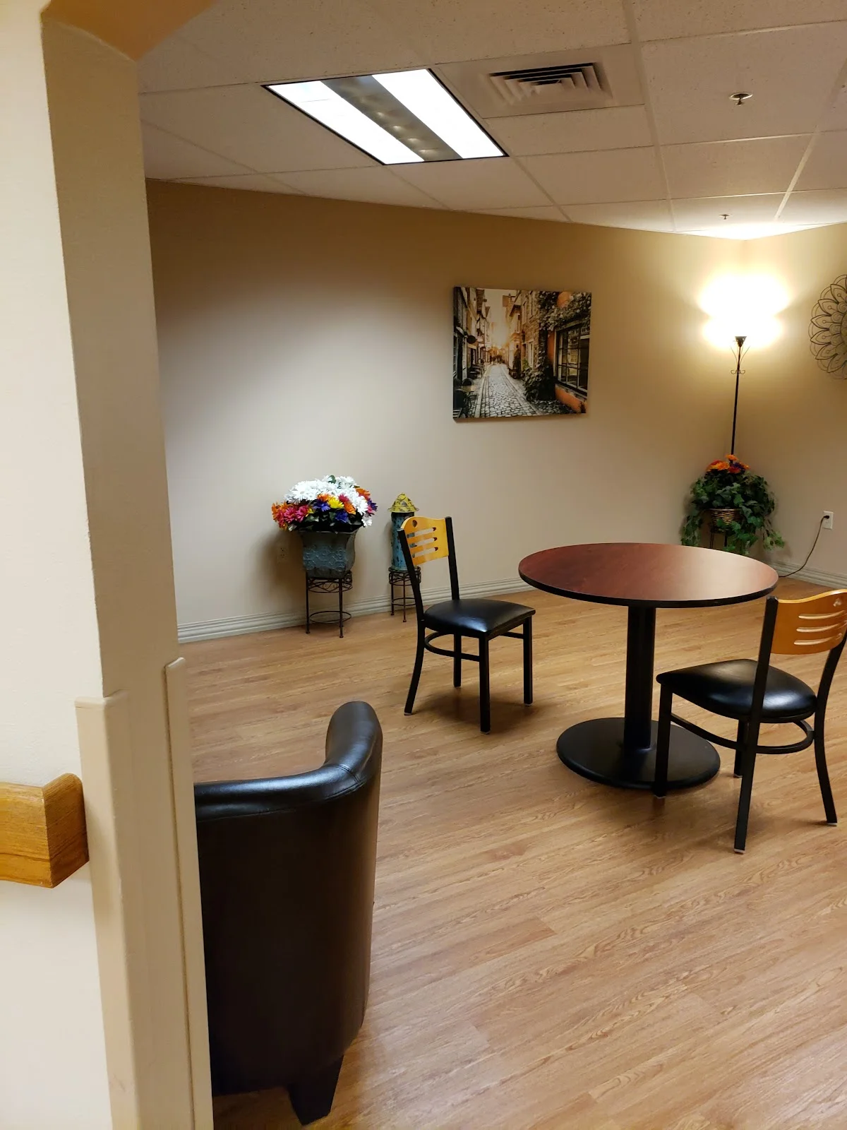 Creekside Transitional Care & Rehabilitation - Photo 5