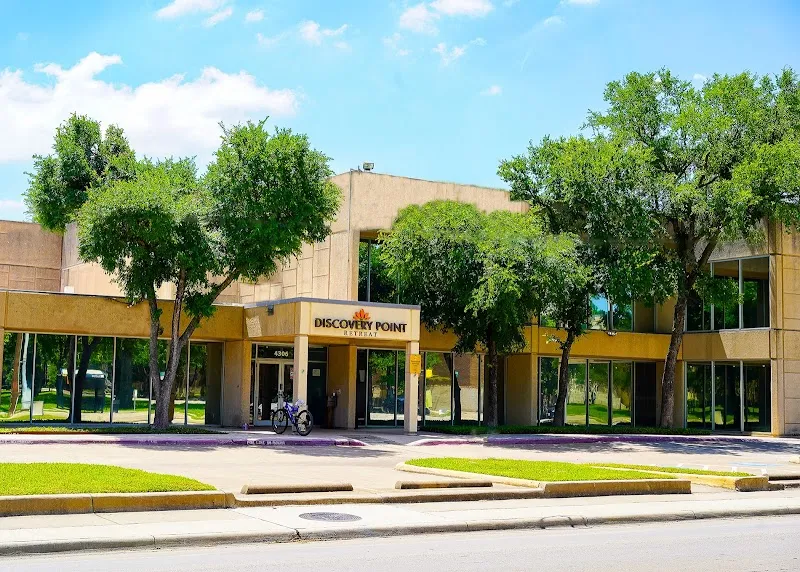 Discovery Point Retreat - Photo 1