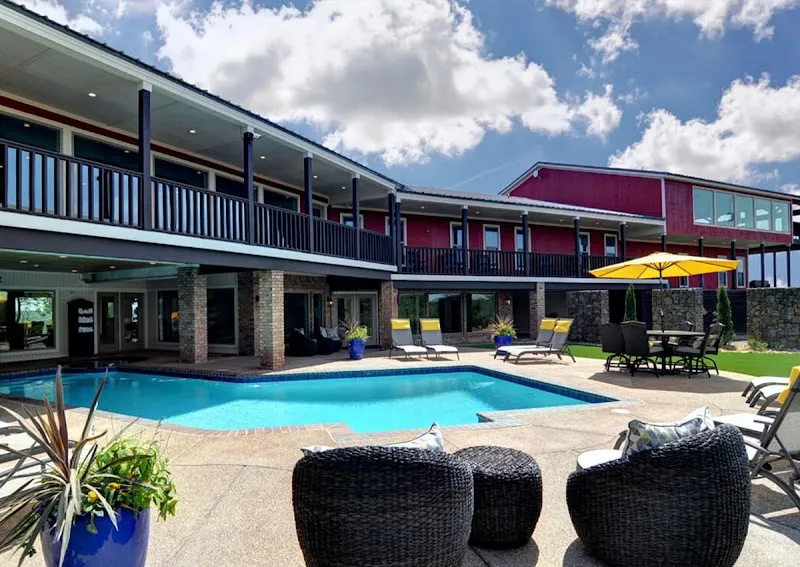 Stonegate Center - Photo 1